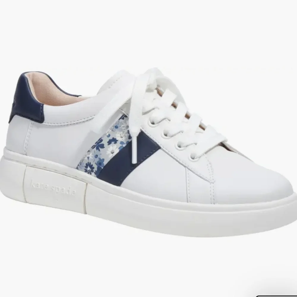 Kate Spade New York Keswick 2‎ White Leather Sneaker With Blue Floral Size 9B